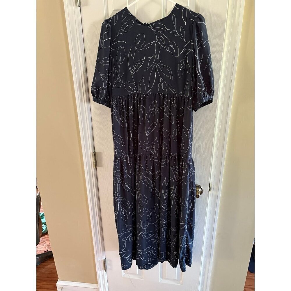 En Saison Navy Blue Floral Maxi Dress NEW Size Medium